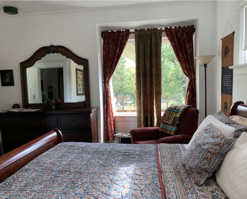 Noble Forest Ashland Airbnb Accommodation